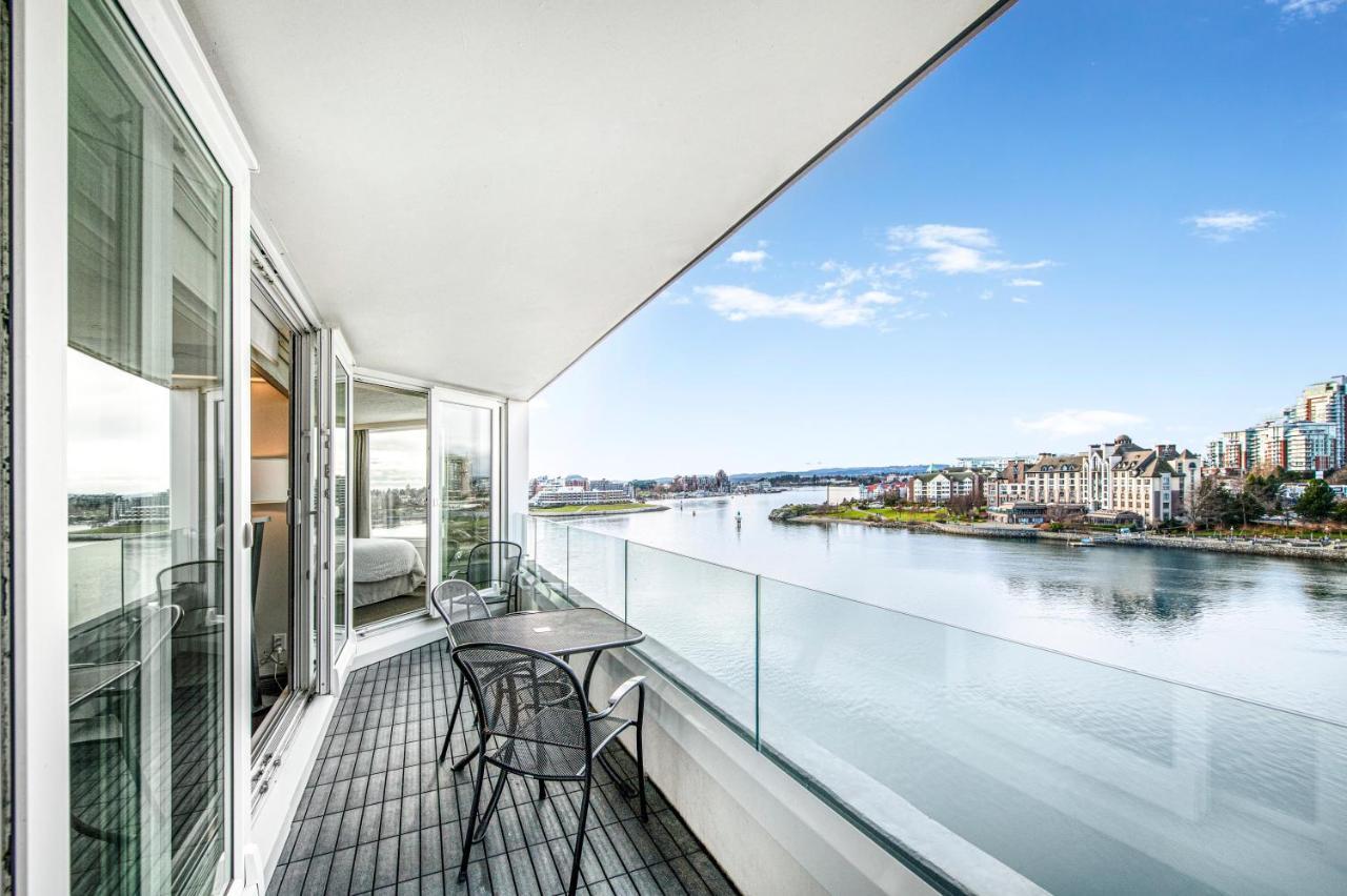 Victoria Regent Waterfront Hotel & Suites Экстерьер фото