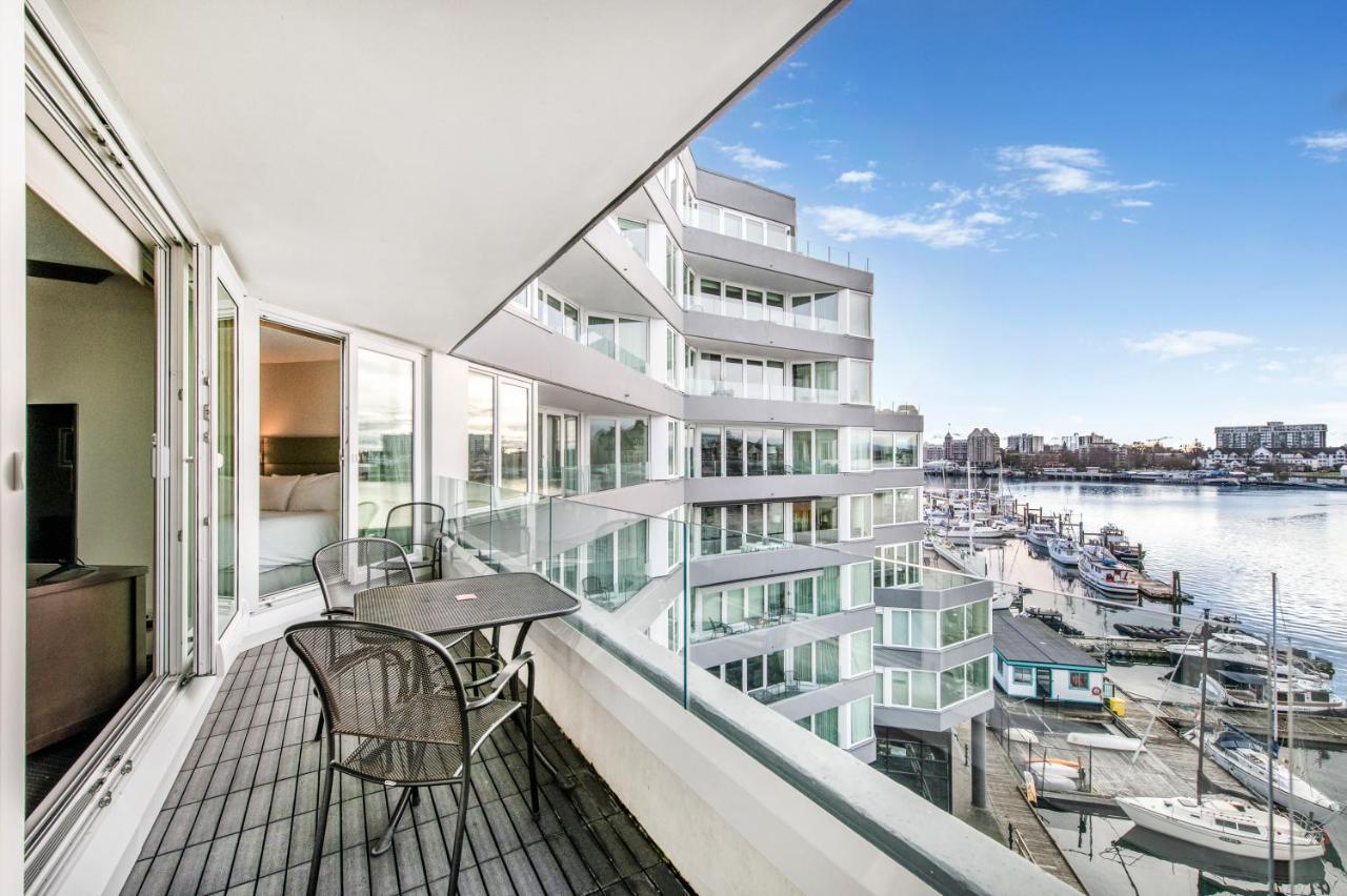 Victoria Regent Waterfront Hotel & Suites Экстерьер фото