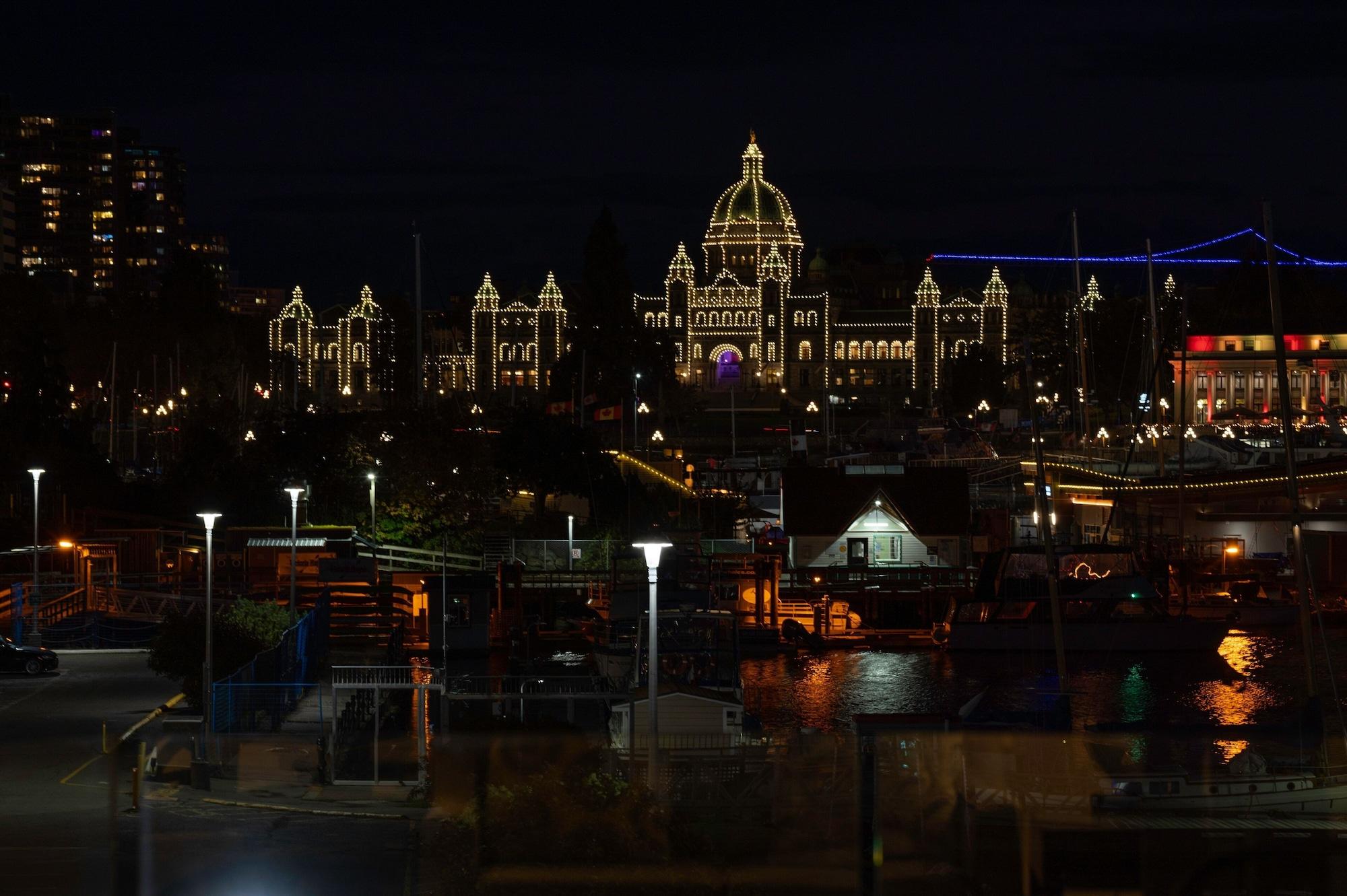 Victoria Regent Waterfront Hotel & Suites Экстерьер фото